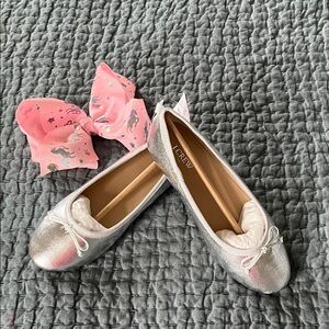 NWT J. Crew Metallic Silver Ballet Flats (Sz 4)
